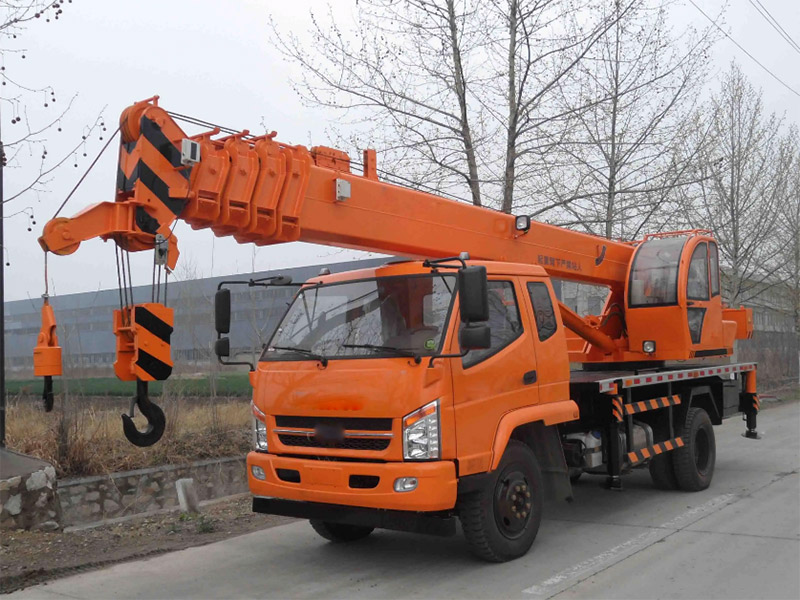 大型隨車起重機